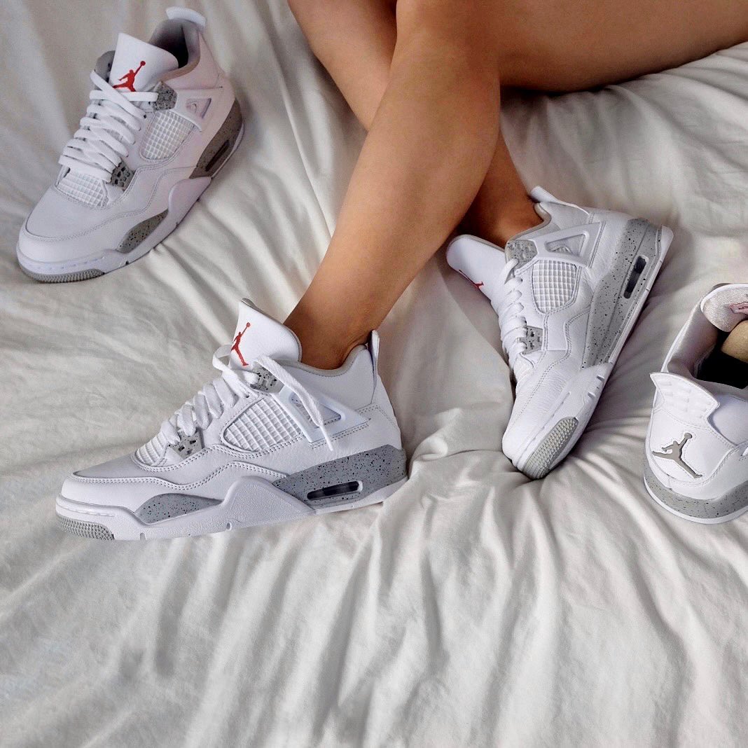 Air Jordan 4 'White Oreo' White Leather Sneakers