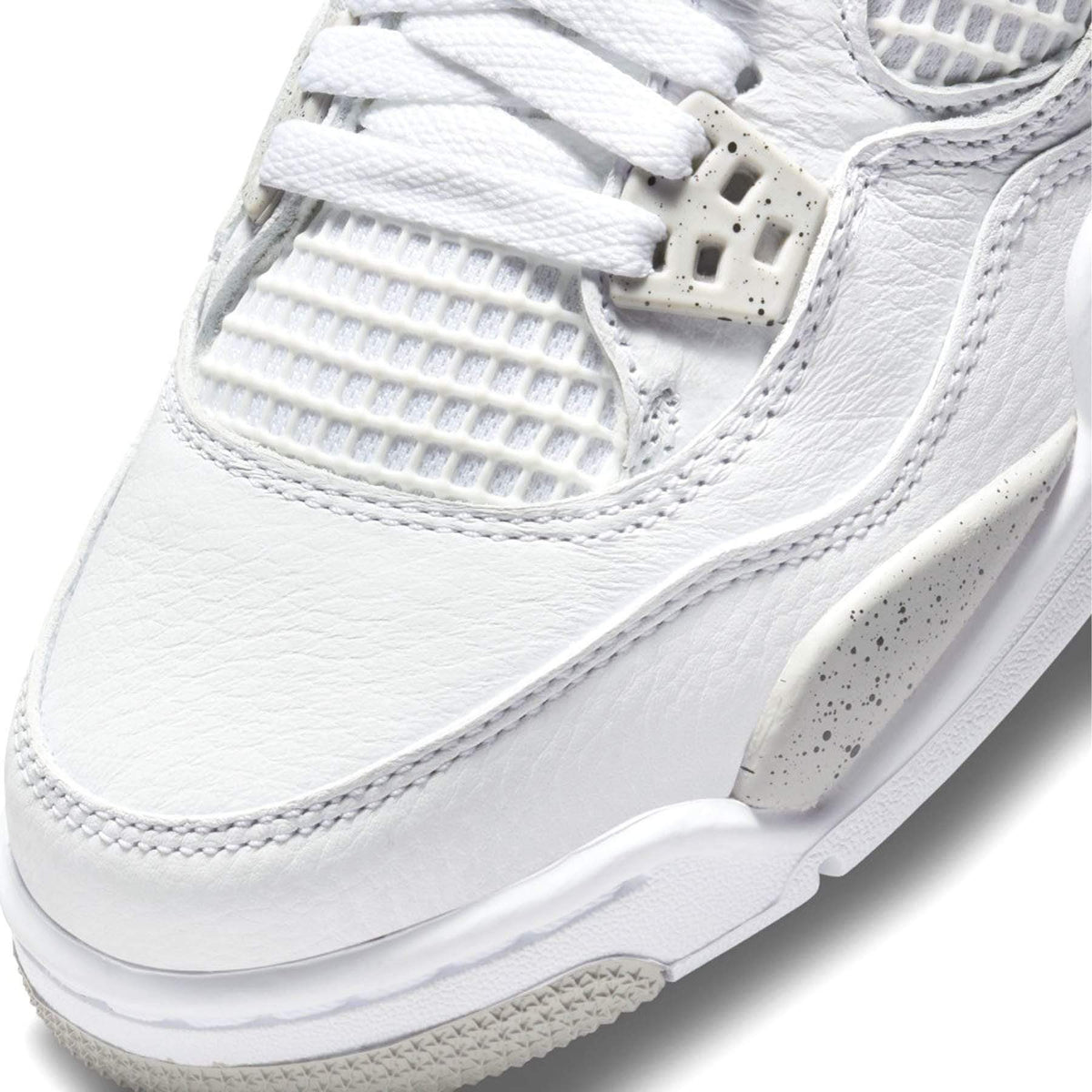 Air Jordan 4 'White Oreo' White Leather Sneakers